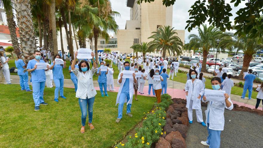 Los médicos interinos residentes en Canarias van a la huelga desde el día 15