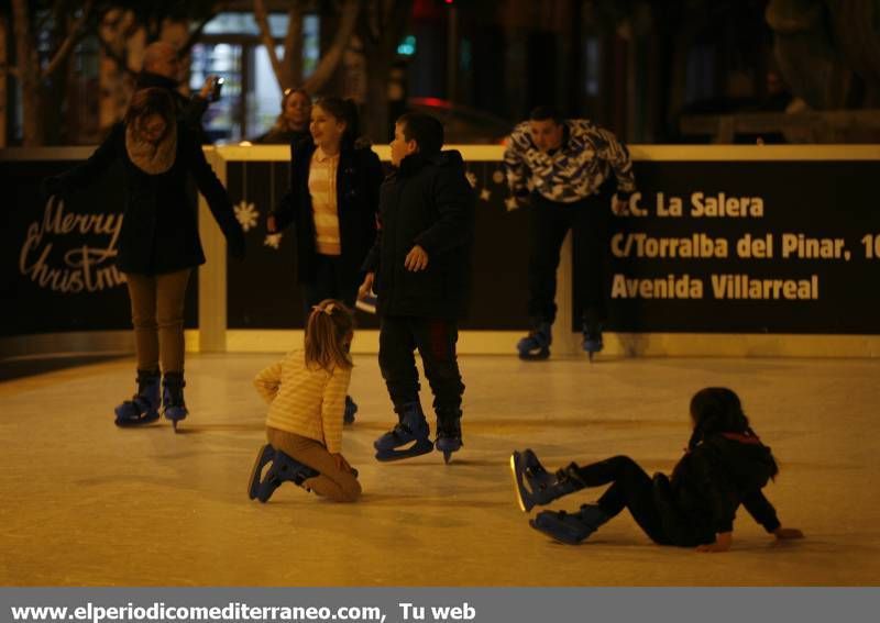 GALERÍA DE FOTOS -- Pista de hielo 10-12-14