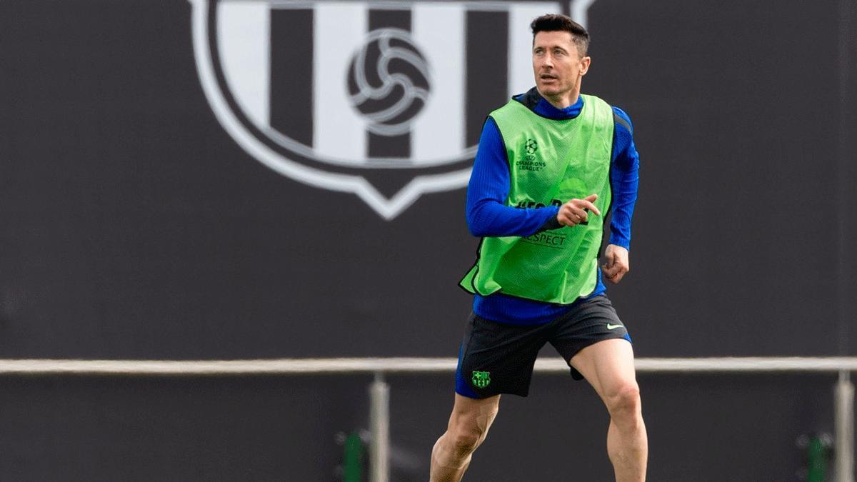 Flick, sobre Lewandowski: "Se encuentra bien"