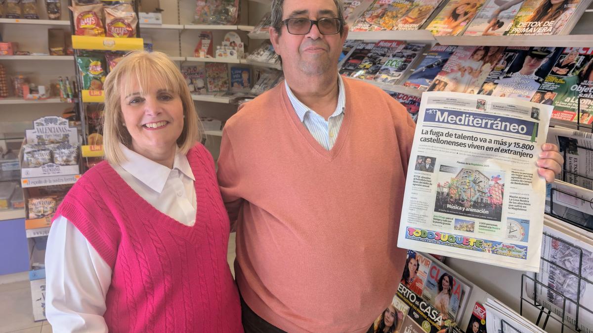 La despedida del quiosquero Juan Pizarro por su jubilación, en imágenes