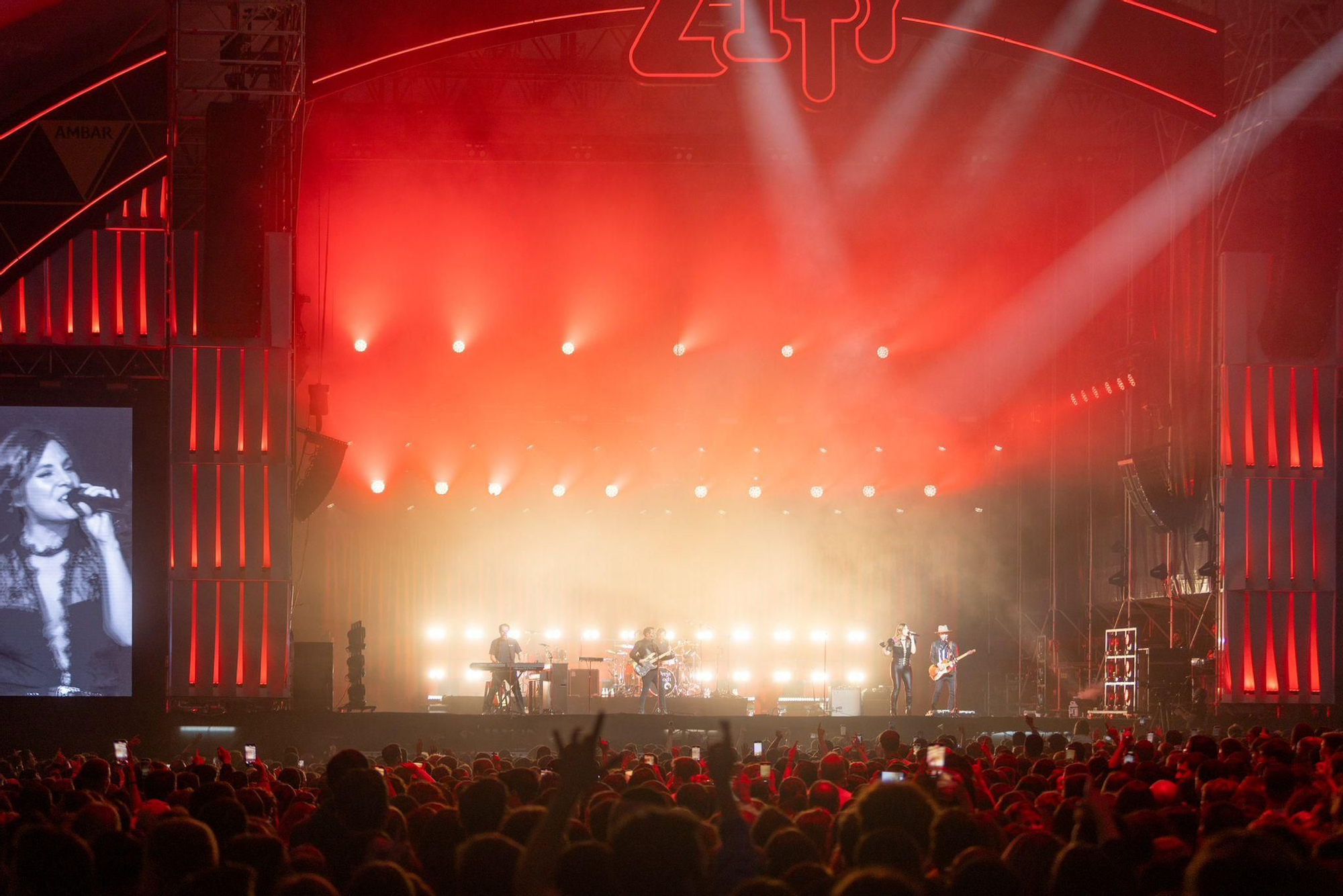 En imágenes | Lleno hasta la bandera en el concierto de La Oreja de Gogh en Espacio Zity