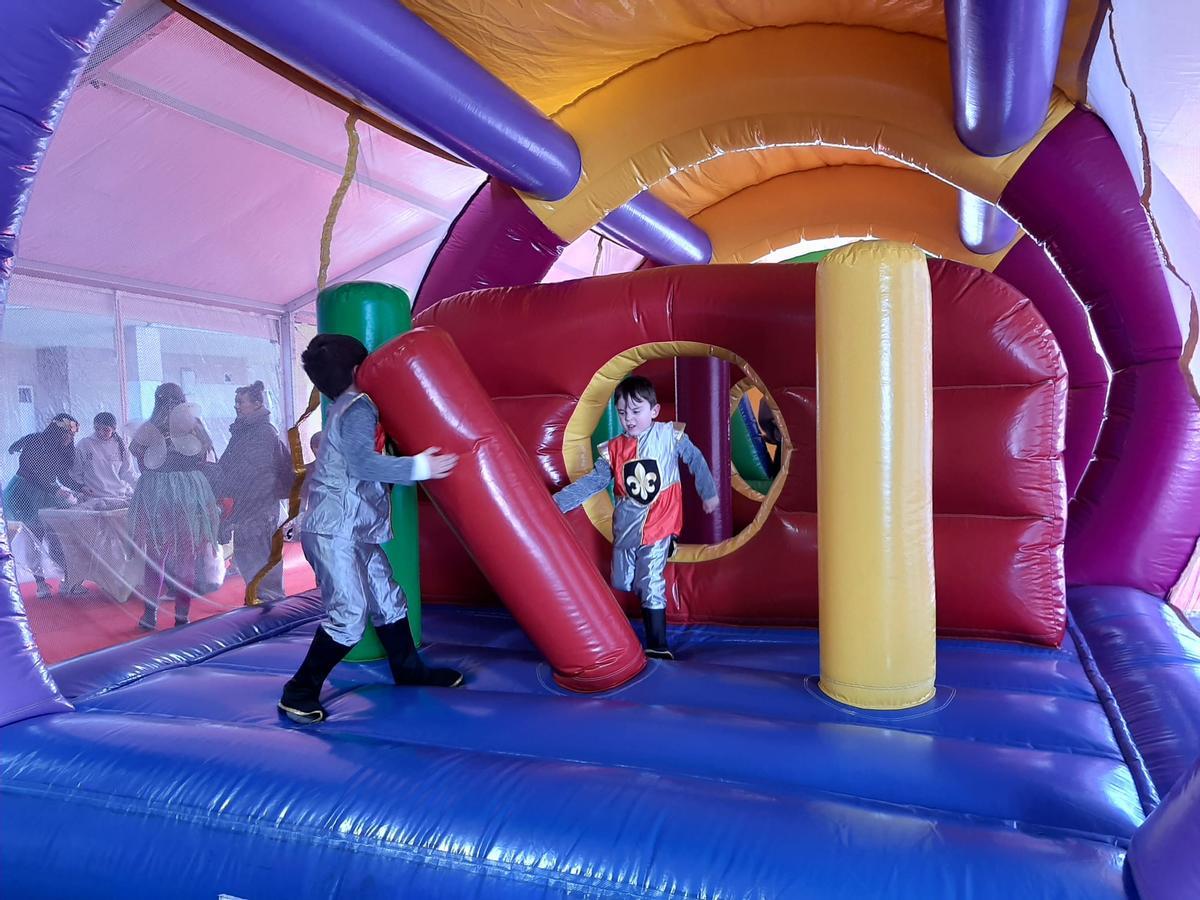 Los niños de Llanera inauguran el Antroxu por todo lo alto: el primer día de actividades, en imágenes