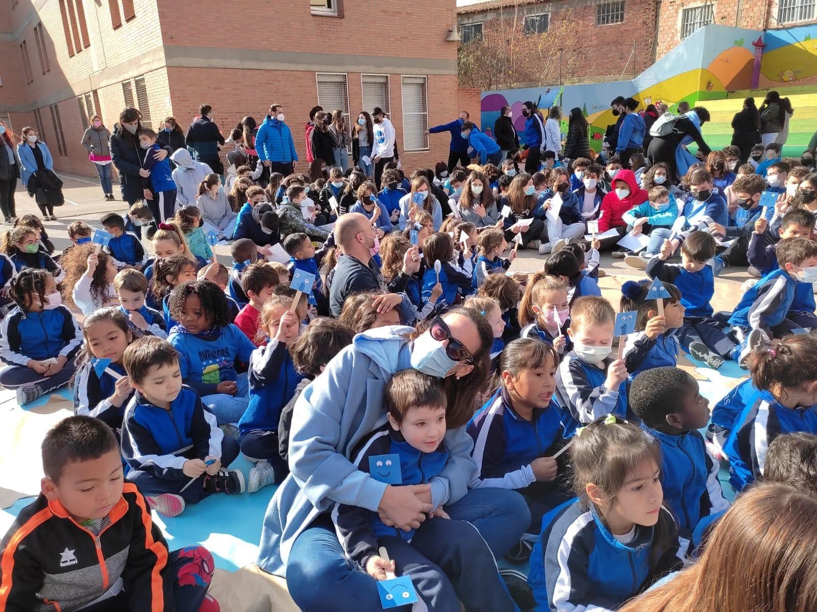 Autismo Aragón celebra una jornada festiva y reivindicativa