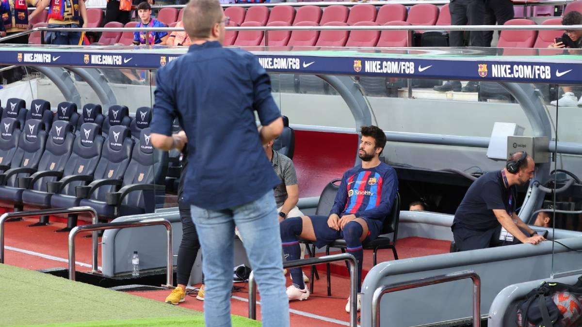 Eintracht - FC Barcelona: Piqué se retiró lesionado del Deutsche Bank Park