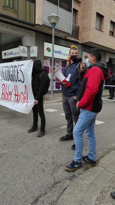 Concentració per demanar la llibertat dels detinguts pels disturbis de Girona