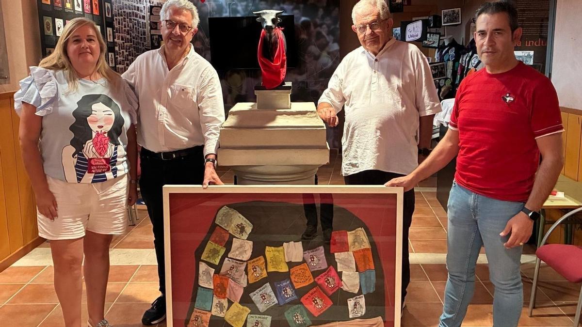El Museo de la Vaquilla incorpora la indumentaria de «Chelu», un referente histórico de la Peña «El Disloque»