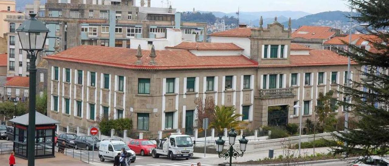 El edificio conocido como &#039;La Gota de Leche&#039; se encuentra muy cerca del ayuntamiento. // FdV