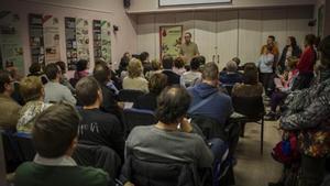 Asamblea en la sede de Adicae sobre las clausulas suelo en Barcelona.