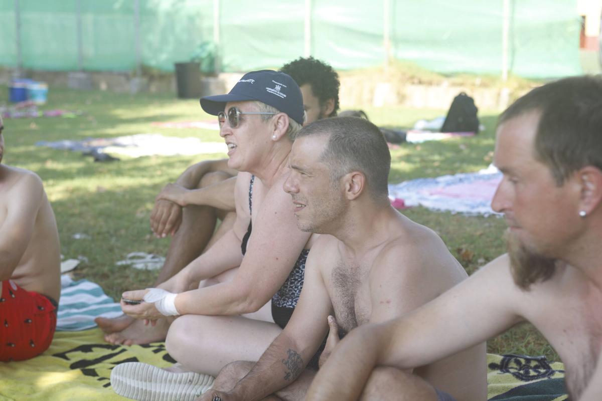 Día de piscina de usuarios del comedor social trinitario de la Fundación Prolibertas