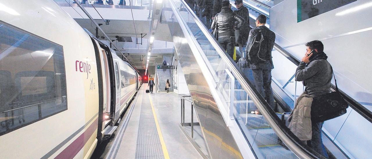 La mobilitat laboral ha convertit el trajecte Girona-Barcelona de l'AVE en un dels més utilitzats de tot l'Estat.