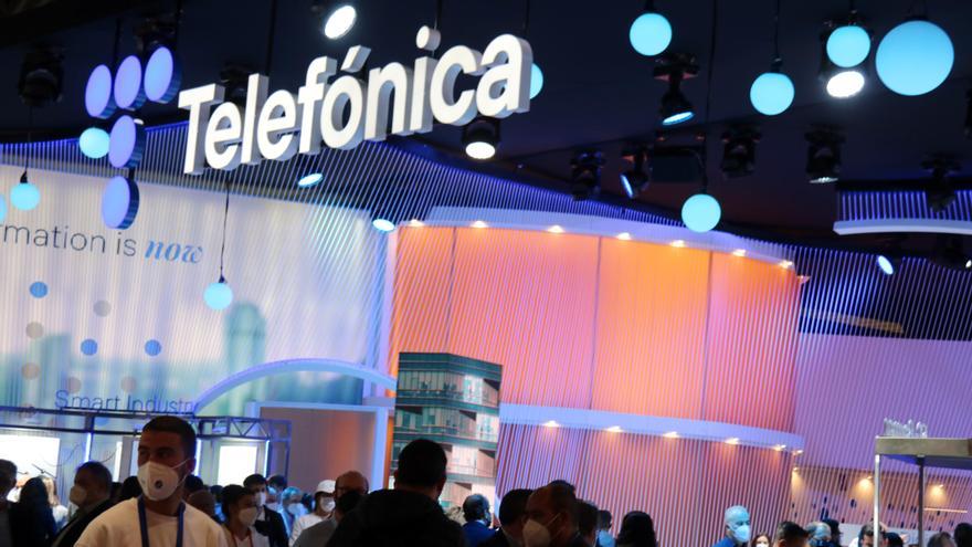 Ciberatac a Telefónica: l&#039;empresa recomana a alguns clients canviar les claus del Wifi