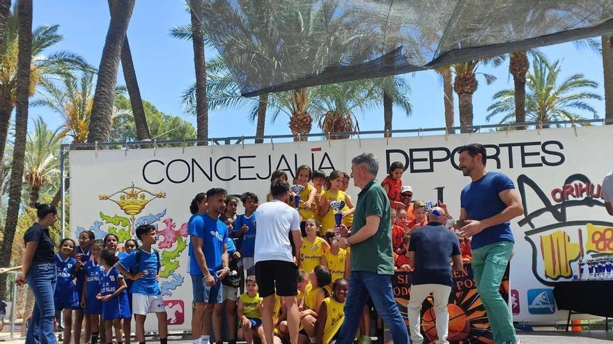 El alcalde de Orihuela niega el cobro a los clubes por las instalaciones deportivas, pero avanza una actualización de la ordenanza tras 23 años de vigencia