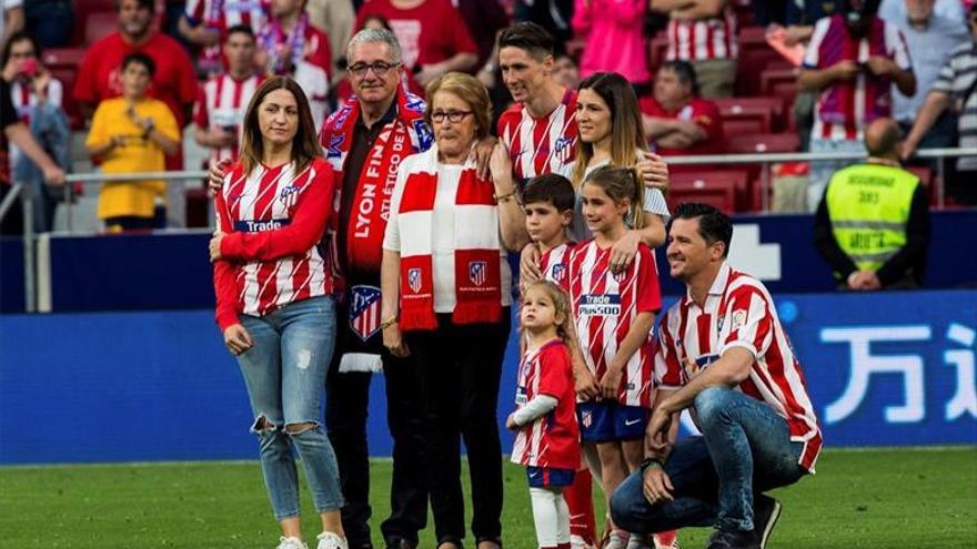 Fernando Torres se   va por la puerta grande