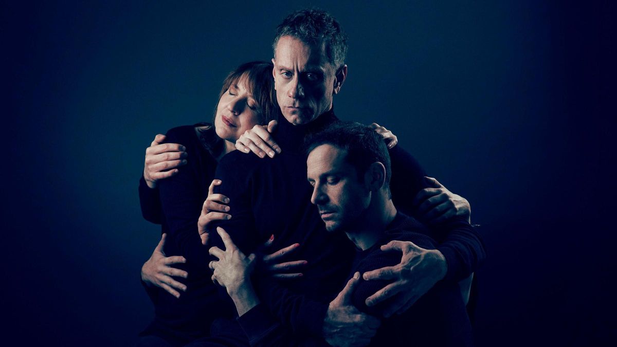 Àurea Màrquez, Joan Negrié y Albert Prat, en 'El monstre'