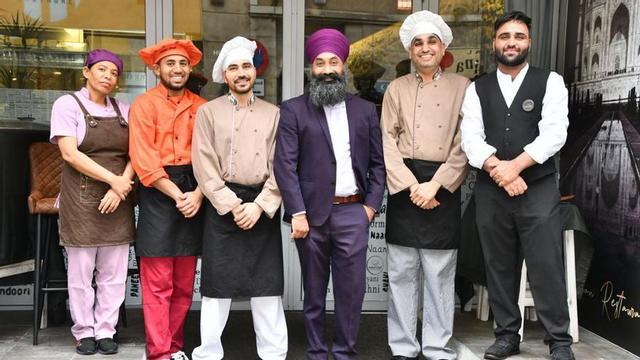 L’equip d’Indian Chef. | IRENE ROÉ