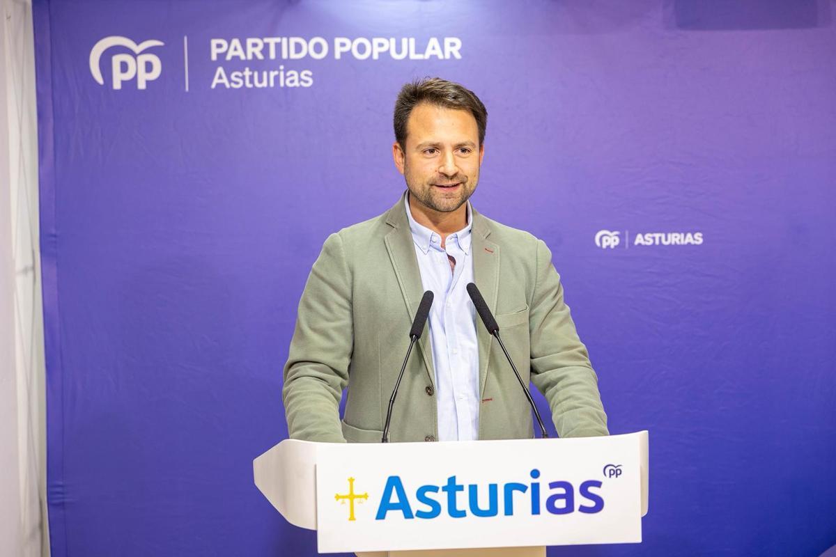 Álvaro Queipo, en su intervención ante el Comité Ejecutivo del PP, reunido en Siero.