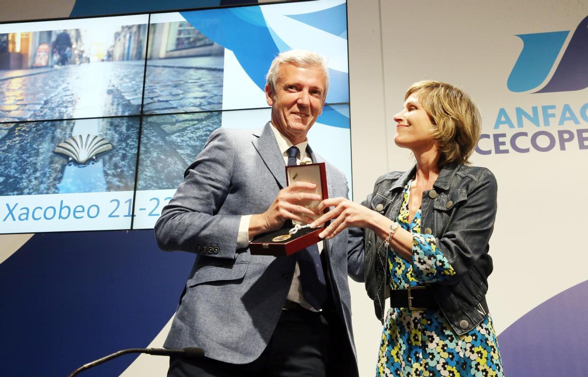 Entrega de medallas de ANFACO en el Círculo de Empresarios