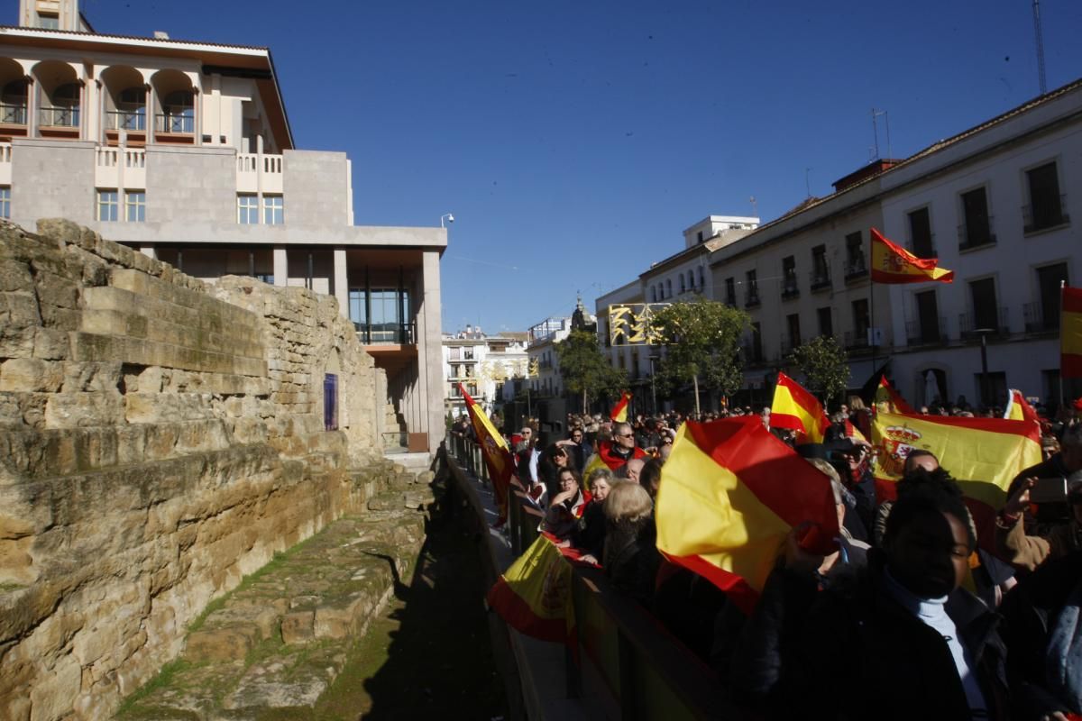 Vox se concentra por el respeto a la Constitución