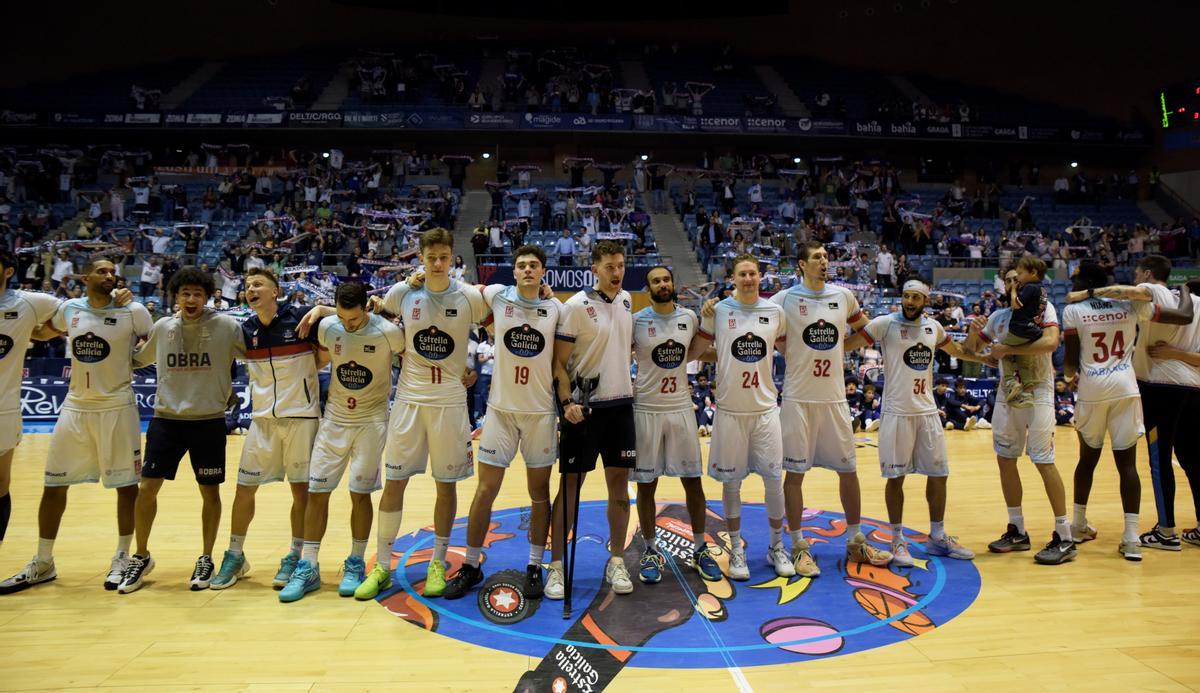 La plantilla del Obradoiro en Sar