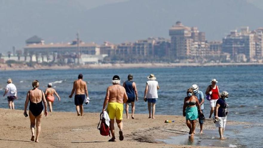 Más de la mitad de la población de España podría pasar el lunes a fase 2