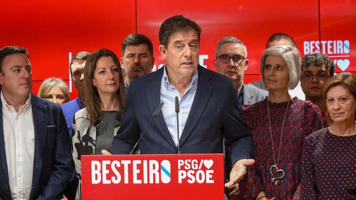 Besteiro comparece para valorar los resultados de las elecciones gallegas