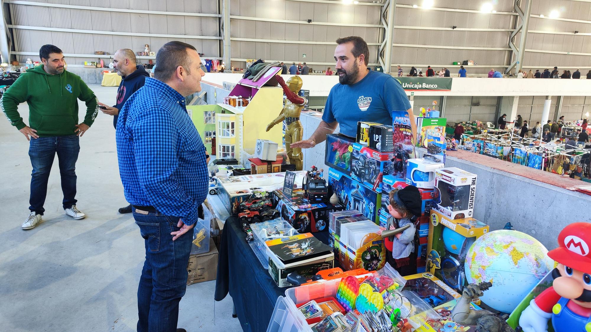 La Feria del Coleccionismo de Mieres, en imágenes.