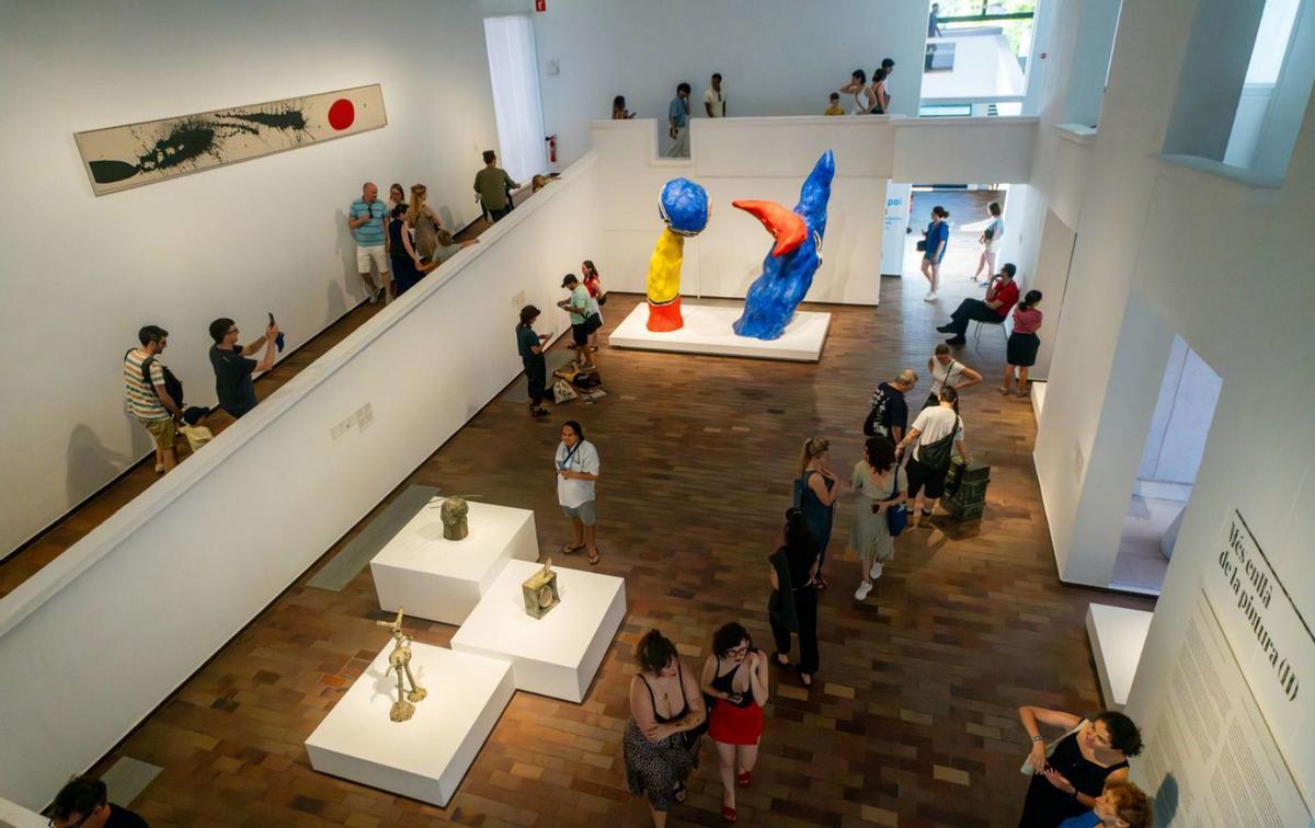 Festa pels 50 anys de la Miró Festa pels 50 anys de la Miró