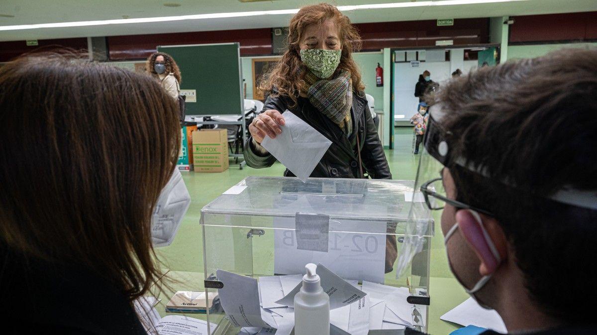 ¿Cuándo se sabrán los resultados de las elecciones catalanas de hoy?