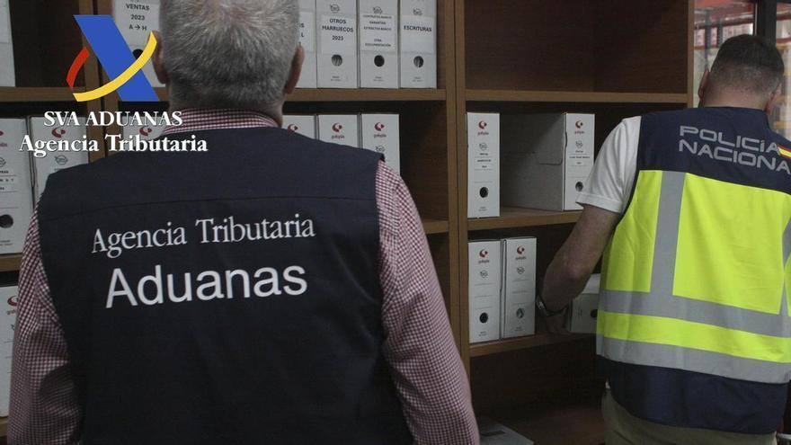 Empresas de alimentación como tapadera: diez detenidos en Cartagena por contratos falsos y fraude de IVA