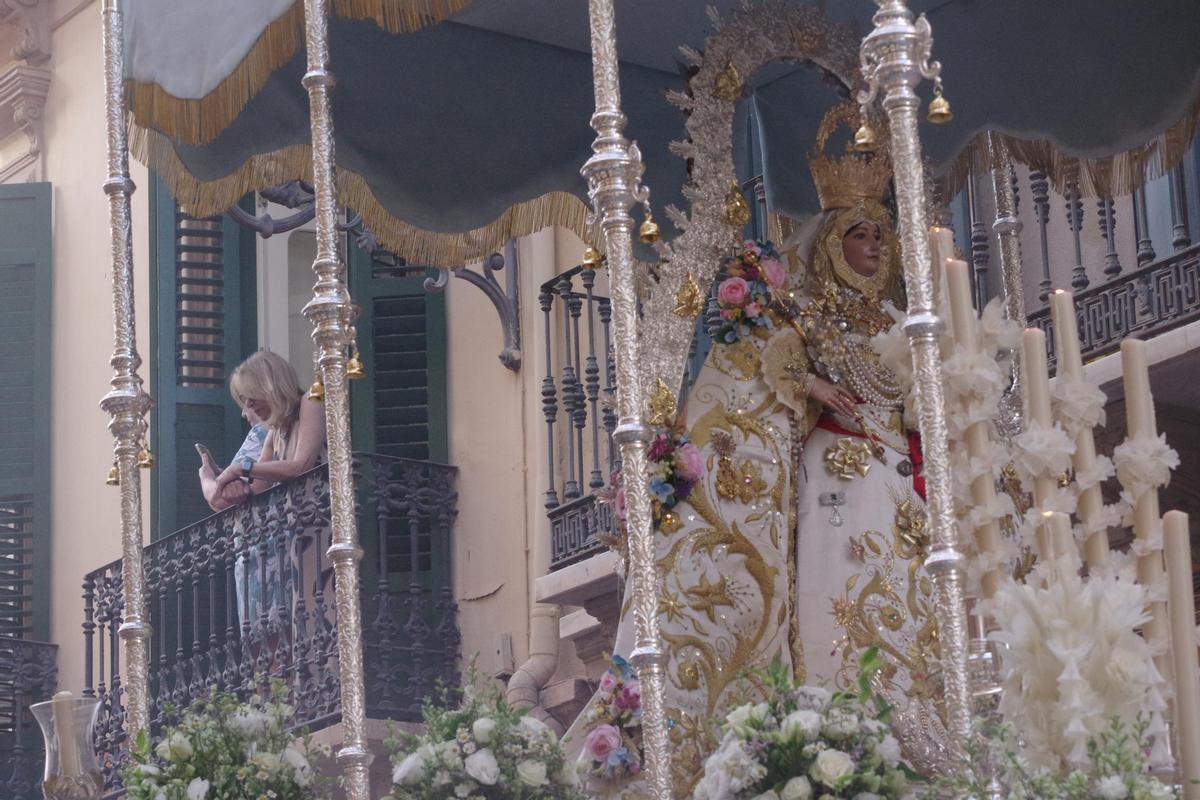 Fotos de la procesión de Araceli por el Centro de Málaga