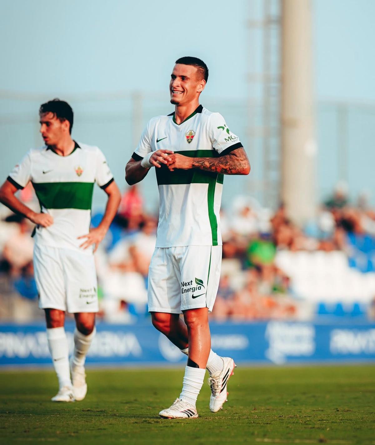 Mati Barzic, que saldrá traspasado, durante un amistoso de esta pretemporada.
