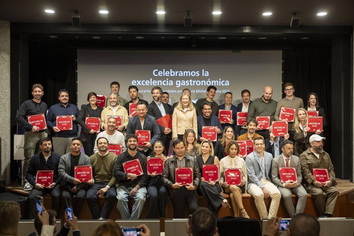 Los 48 restaurantes de Baleares recomendados por Michelin reciben sus placas de reconocimiento