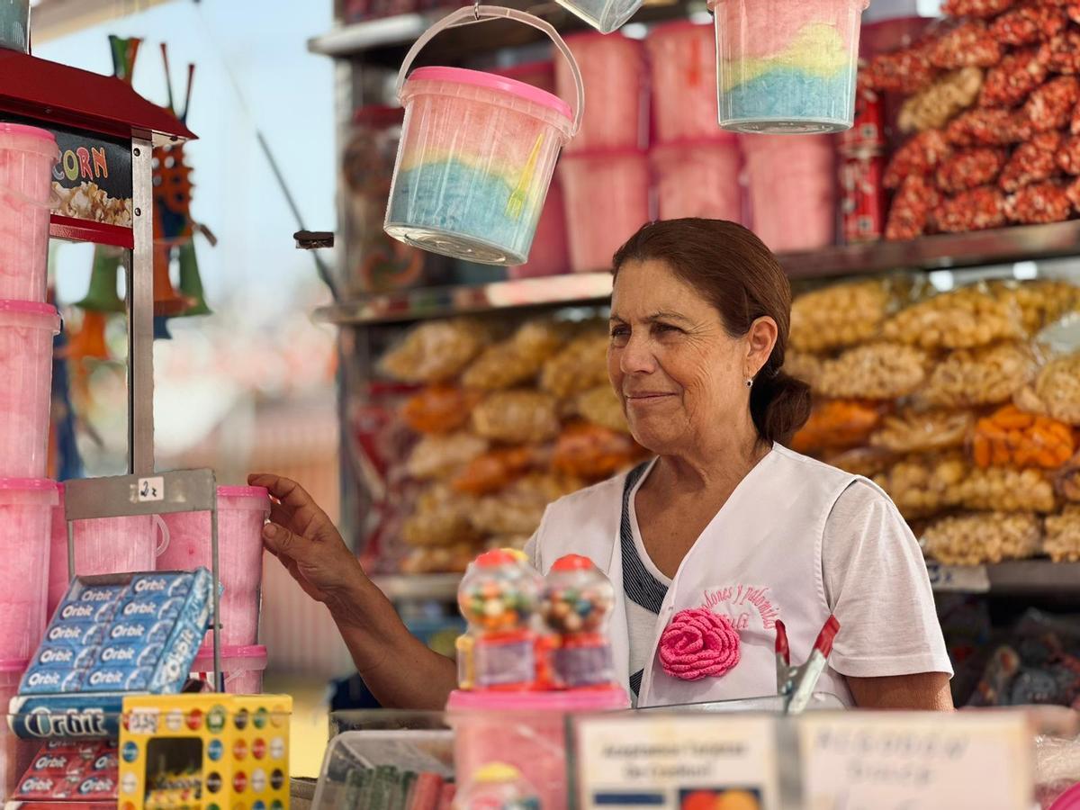 Manuela, algodonera de la Feria de Abril.