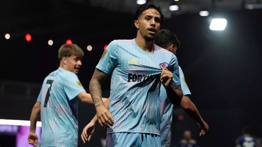 ?Misil directo a la escuadra! Diego Almeida, de jugar con Lamine a marcar este golazo para su equipo de la Kings League