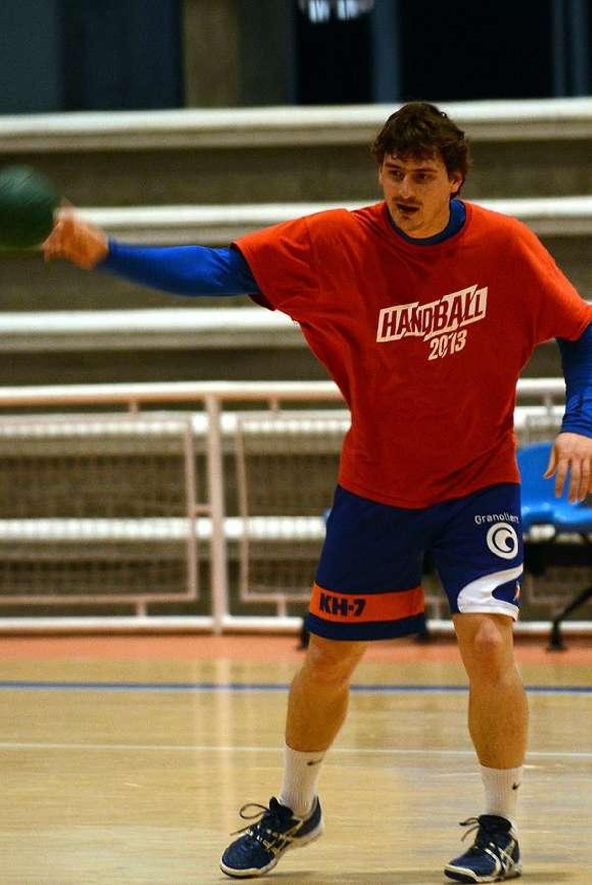 Carlos García, durante un entrenamiento. // Rafa Vázquez