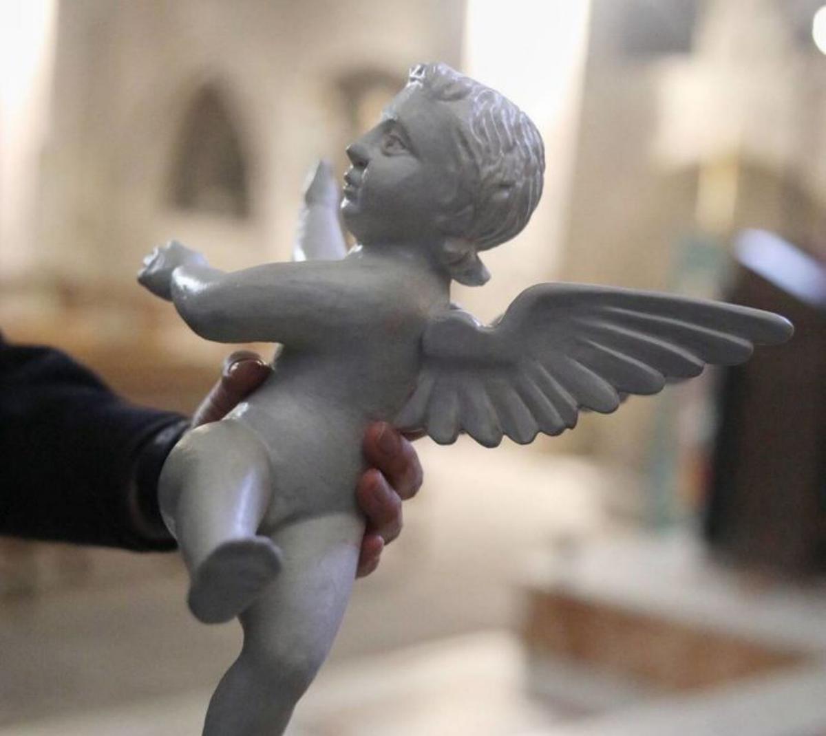 Cuatro angelotes del siglo XVIII