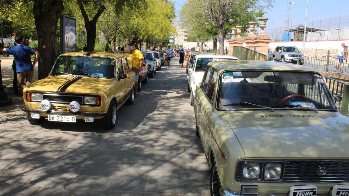 Concentración de coches clásicos en Antequera