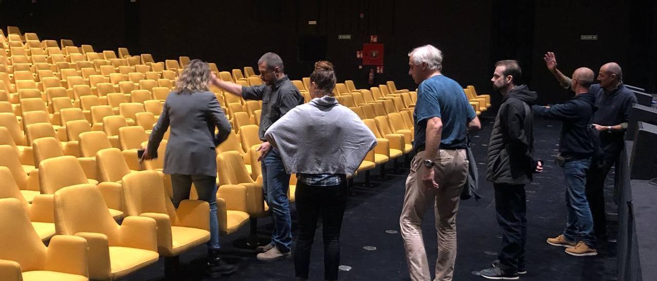 La visita de la delegación técnica de la ECS al Auditorio de Monte da Vila.