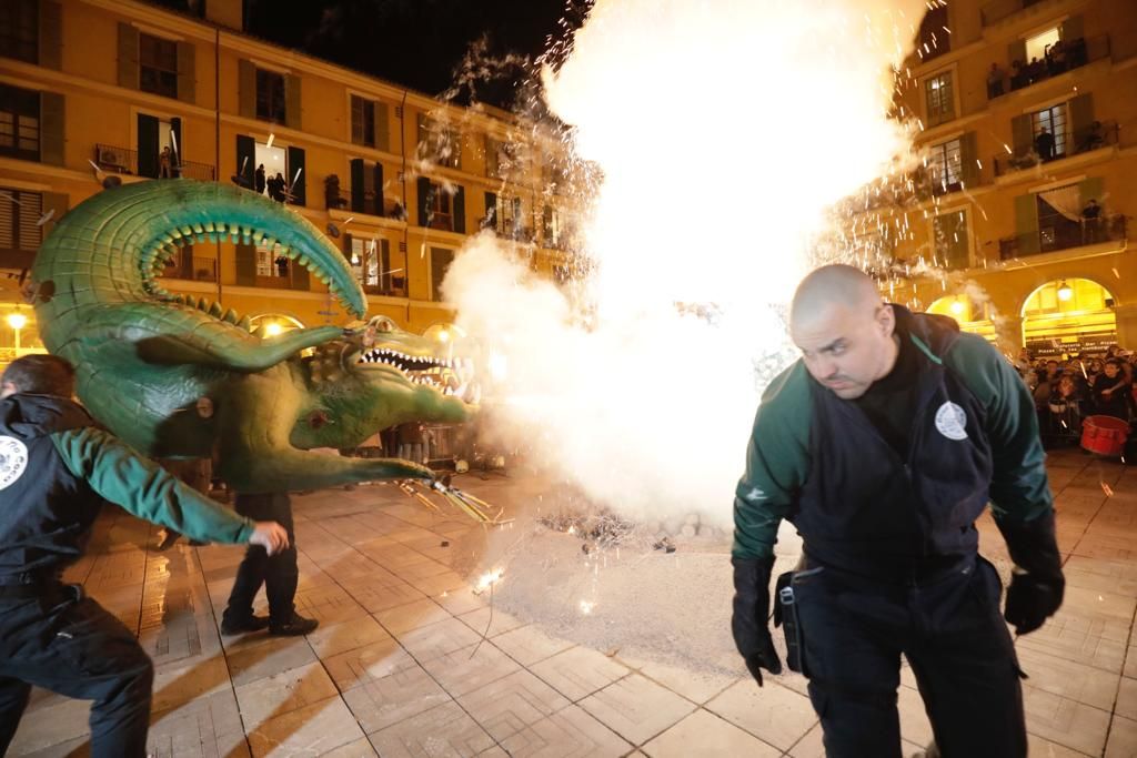 El Drac de na Coca enciende la Revetla más esperada