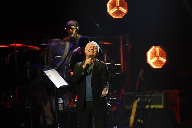 El concierto de Víctor Manuel en Gijón, en imágenes