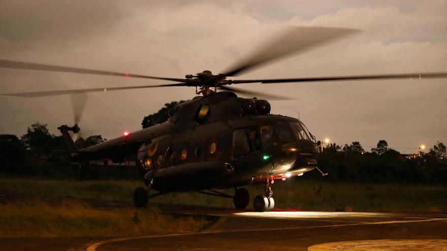 Fotografía de archivo de un helicóptero en Santo Domingo (Ecuador).