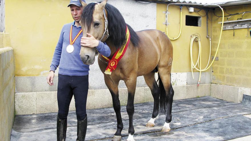 El hombre que sentía a los caballos