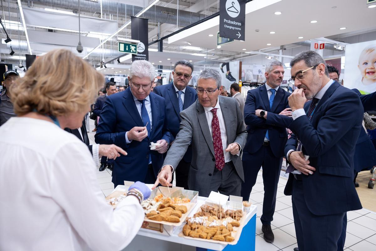 La campaña en Carrefour ofrece más de 200 productos de Sabor a Málaga de 33 empresas.