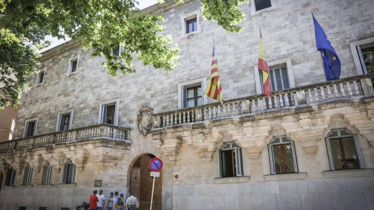 Fachada de la Audiencia Provincial de Balears, en Palma.