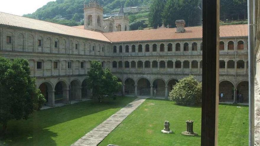 Mosteiro de San Estevo de Ribas de Sil, en la Ribeira Sacra. // I. Abella