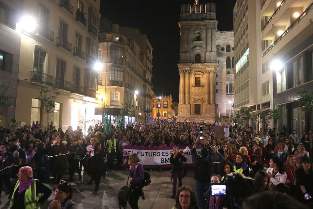 Miles de manifestantes colapsan el centro de Málaga en una marcha que comenzaba con polémica con Francisco de la Torre