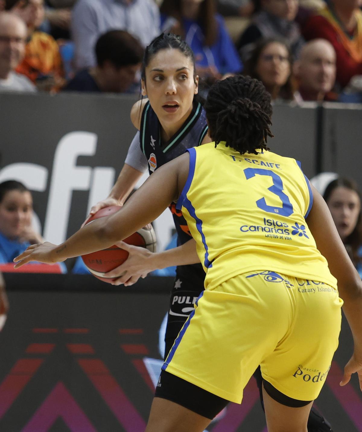 Valencia BC - Spar Gran Canaria de Liga Femenina Endesa de baloncesto Valencia BC - Spar Gran Canaria de Liga Femenina Endesa de baloncesto