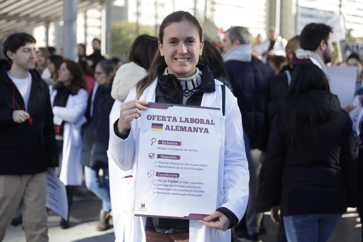 Sanitaris es manifesten als carrers de Barcelona