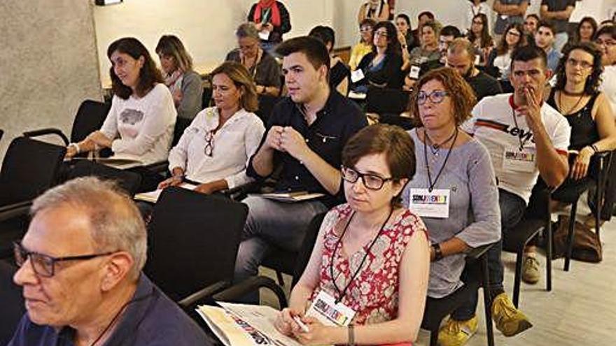 Els regidors, atents a la intervenció de Georgina Oliva.