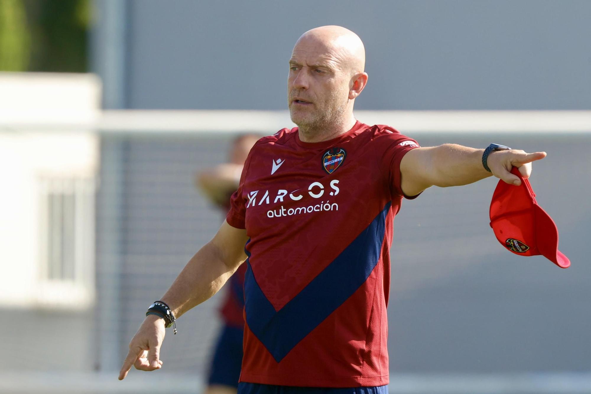 Calero ya pone en práctica la fórmula para regresar a primera división